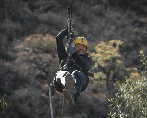 Zipline V Planici se lahko postavite v kožo najboljših svetovnih letalcev na smučeh in se po jeklenici spustite po Planiški velikanki